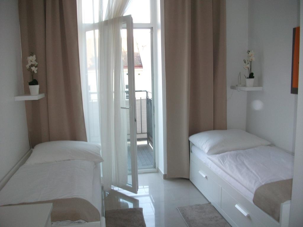 Ch-Vienna City Rooms Room photo